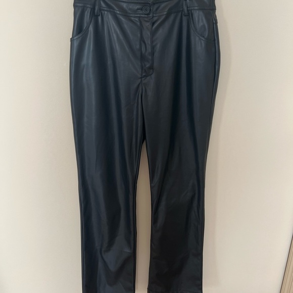 Topshop Faux Leather Straight Leg Pant Black Size 8 - Picture 7 of 14